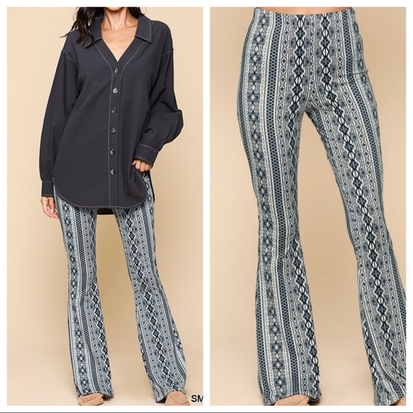 Ethnic print pull on fabulous bell bottom pants - Picture 2 of 3